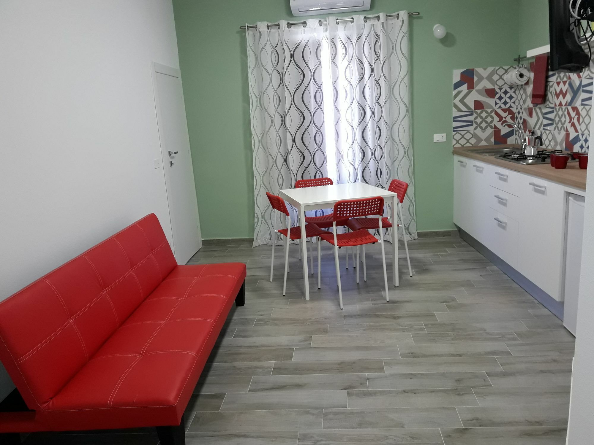Casa Tiziana Apartment Кастеламаре дел Голфо Екстериор снимка